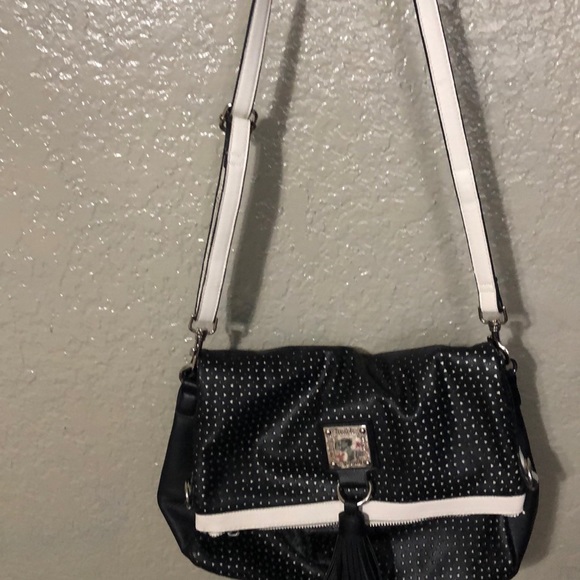 avon shoulder bag
